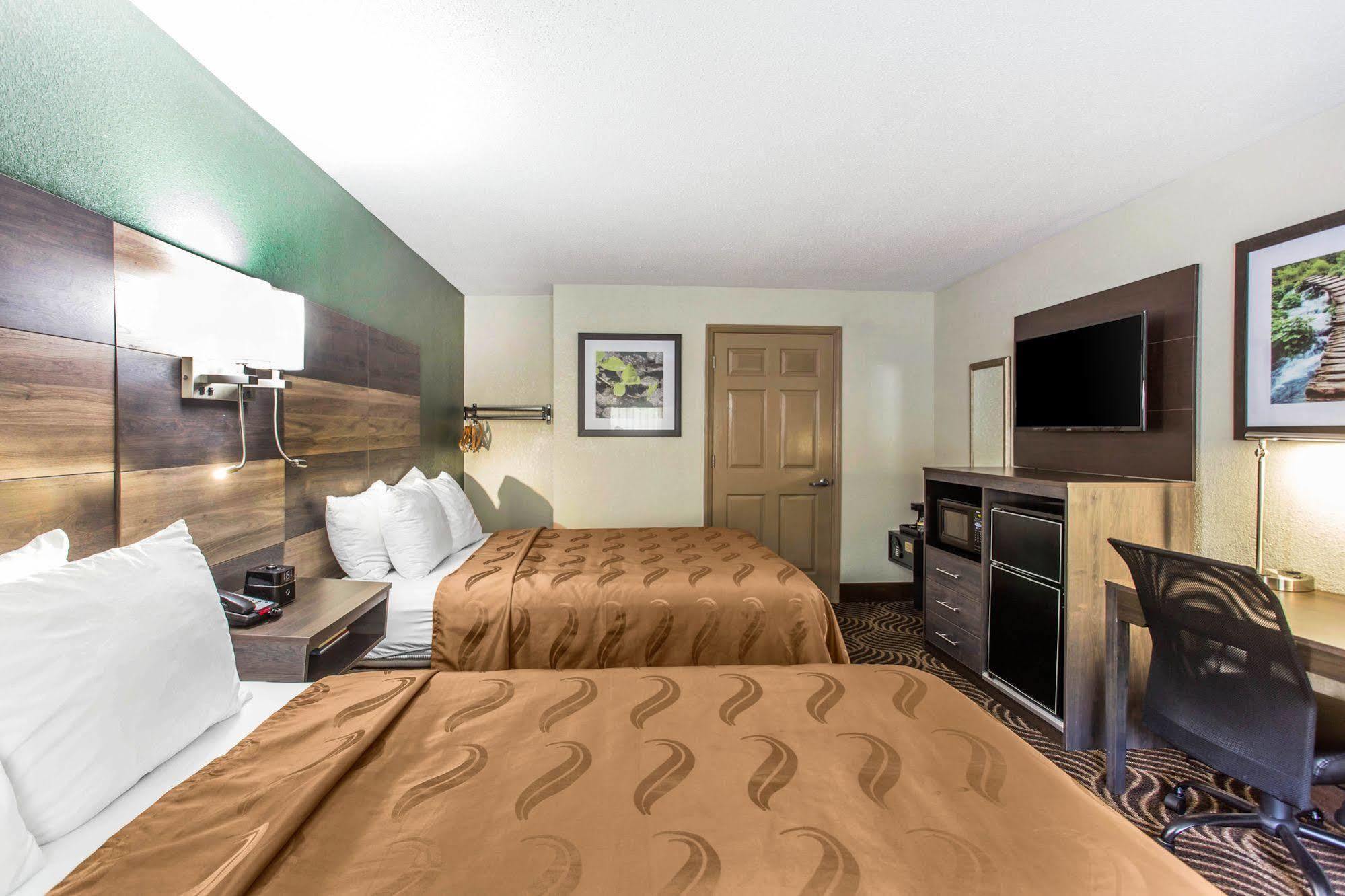 Quality Inn Black Mountain Eksteriør bilde